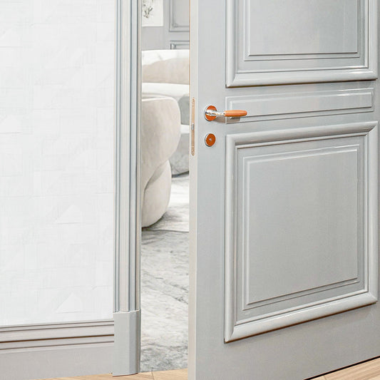 Porte interne di lusso personalizzate con materiali di prima qualità per residenze in villa