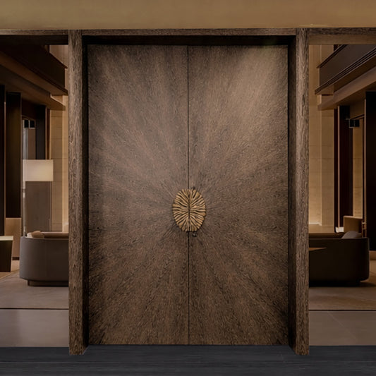 Porte interne di lusso personalizzate con materiali di prima qualità per residenze in villa