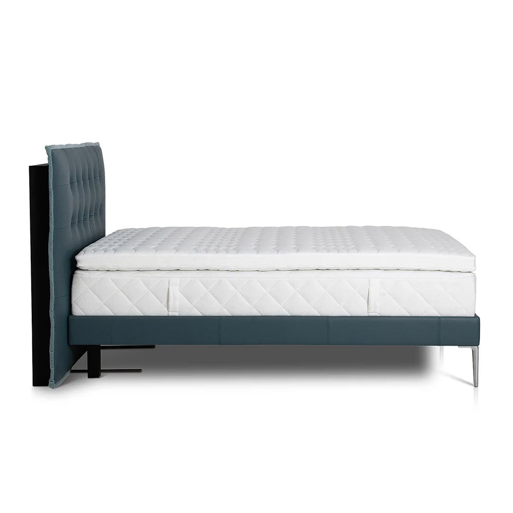 de Sede DS-4500 Luxury Bed with A Beechwood Frame
