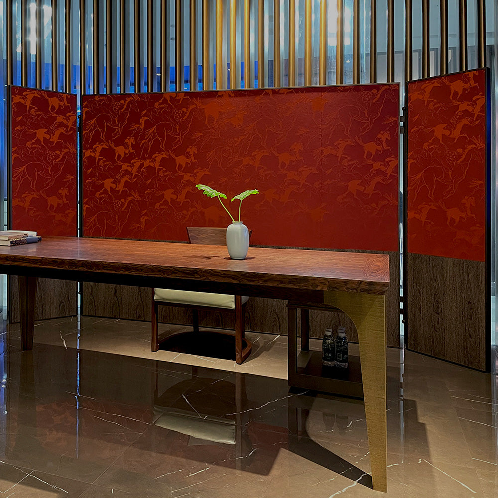 High-End Foldable Decorative Screen Luxury Custom Room Divider for Home Spaces at dilisehome.com