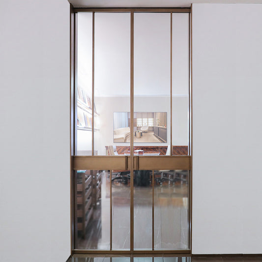 Porte interne di lusso personalizzate con materiali di prima qualità per residenze in villa